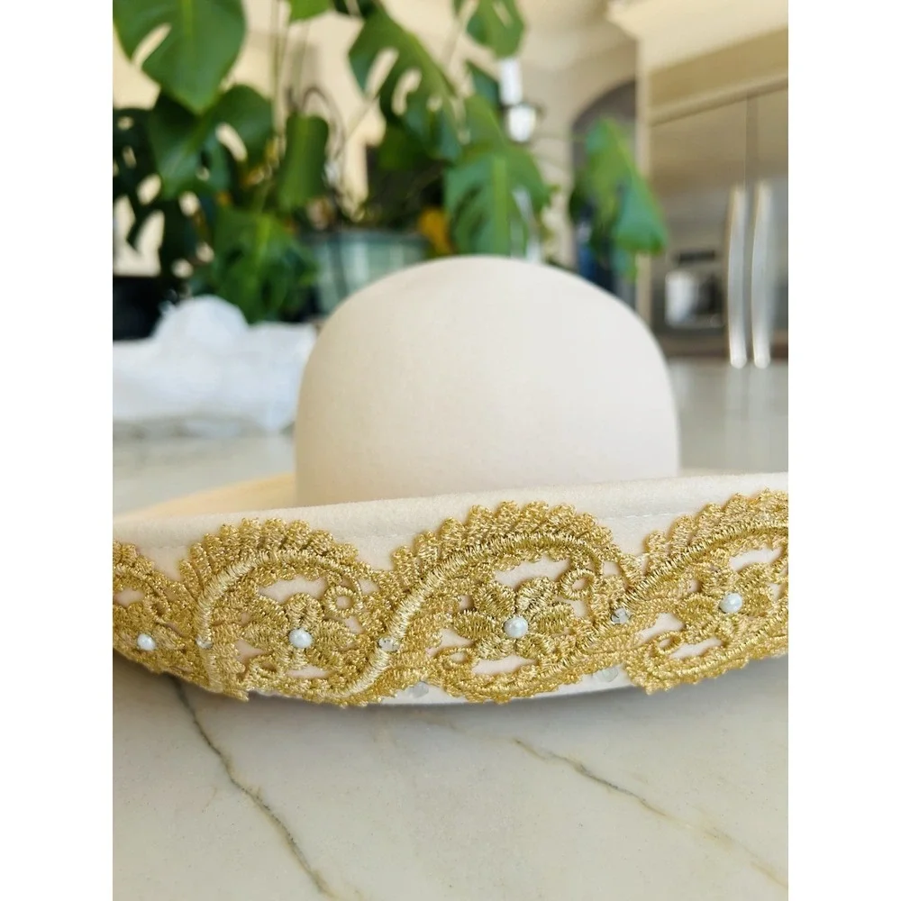 Michael New York Ivory Wide Brim Fedora Hat Gold Lace Rhinestone Size M